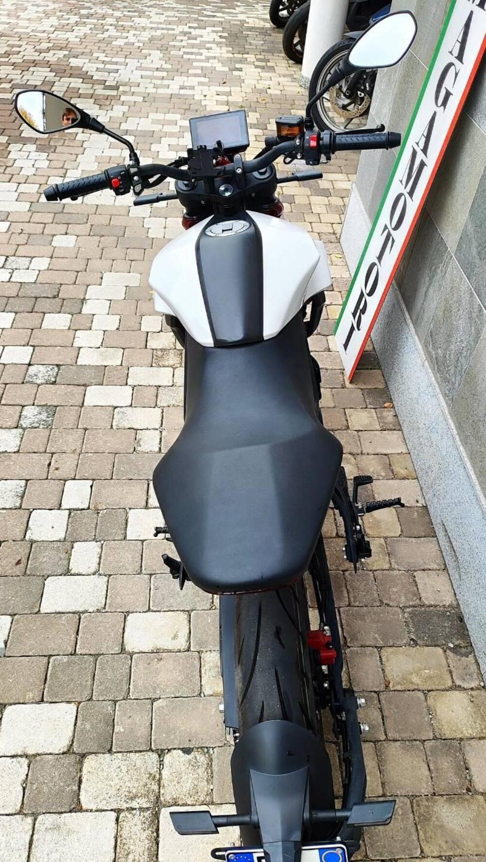 Malaguti Drakon 125 (2022 - 26) (8)