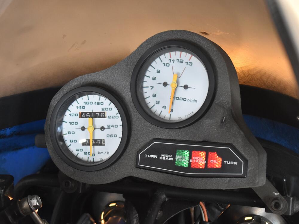 Suzuki GSX R 750 (1988 - 89) (7)