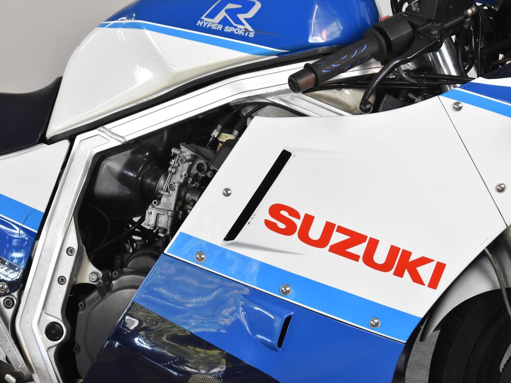 Suzuki GSX R 750 (1988 - 89) (10)