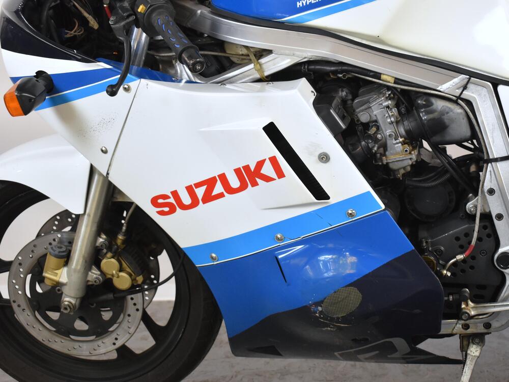 Suzuki GSX R 750 (1988 - 89) (17)
