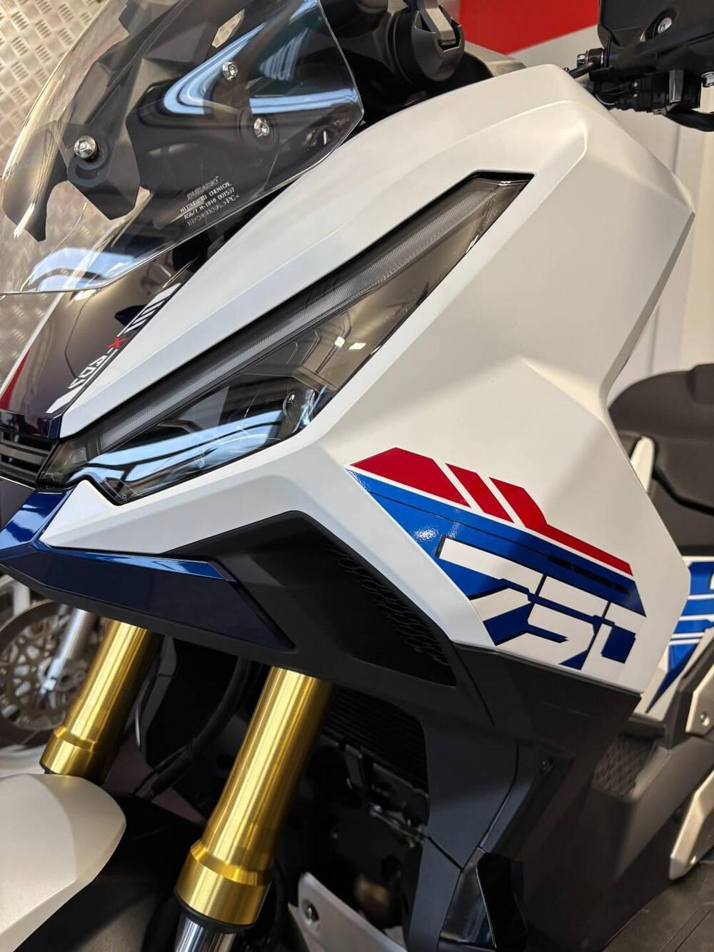 Honda X-ADV 750 Special Edition (2026) (5)