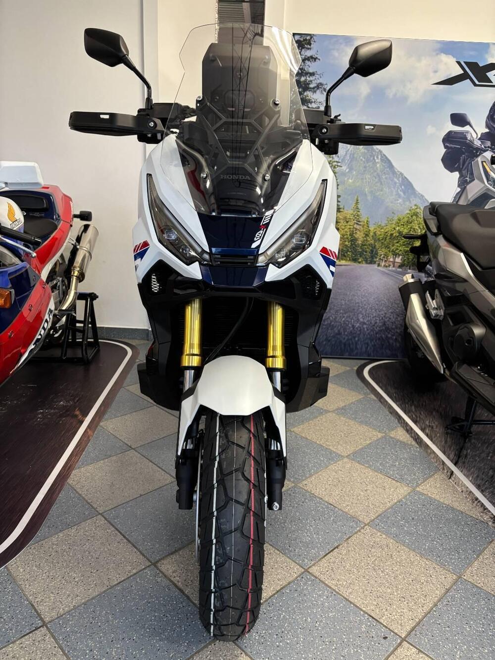 Honda X-ADV 750 Special Edition (2026) (2)