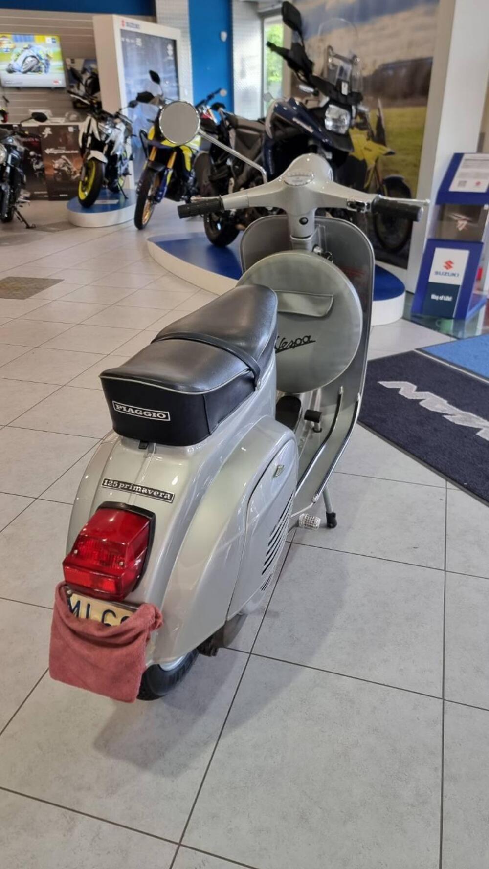 Piaggio Vespa Primavera 125 (12)