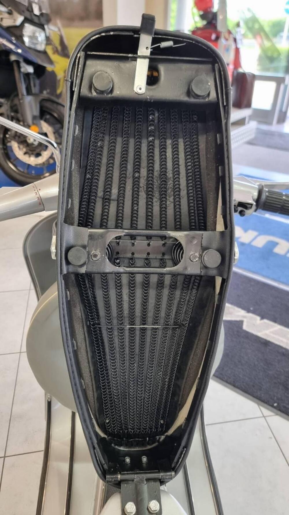 Piaggio Vespa Primavera 125 (14)