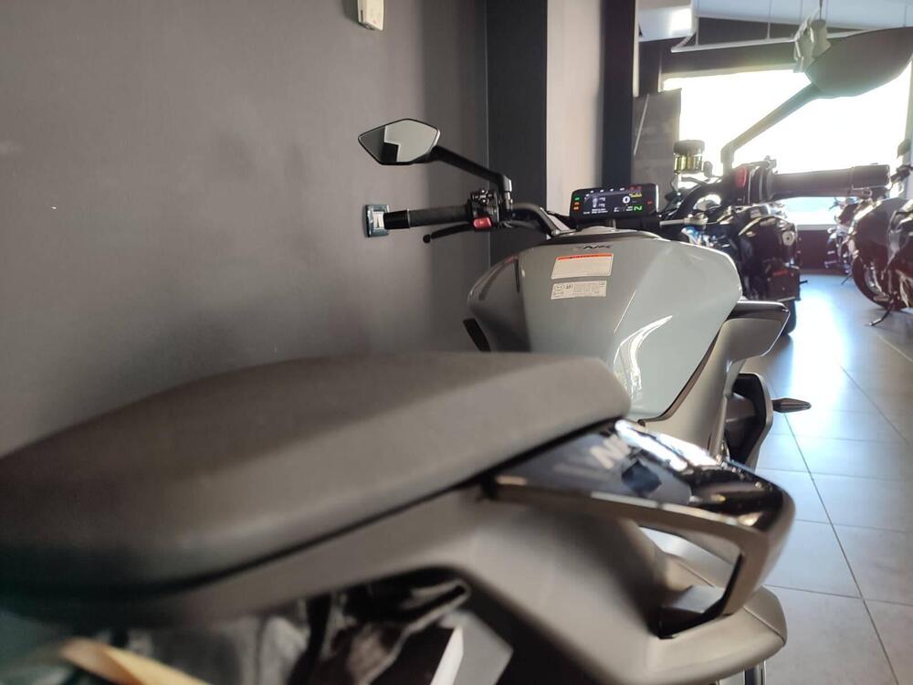 CFMOTO 675NK (2025 - 26) (7)