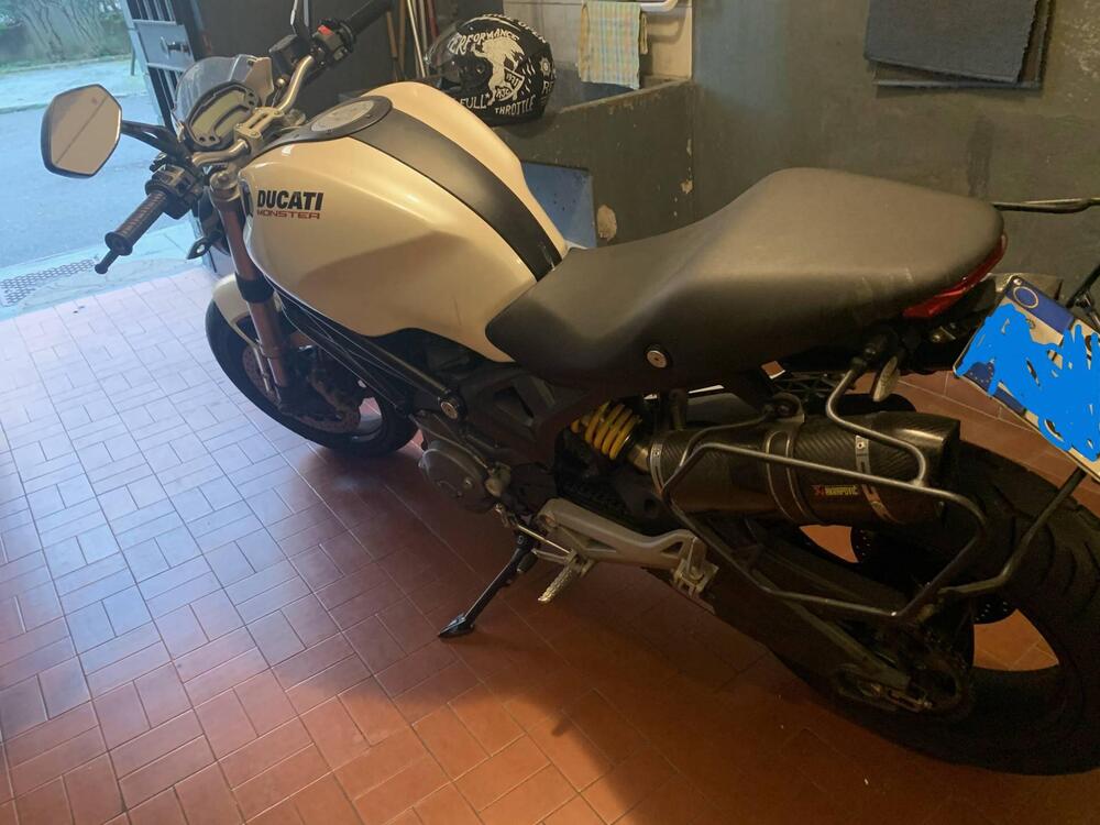 Ducati Monster 696 (2008 - 13) (8)