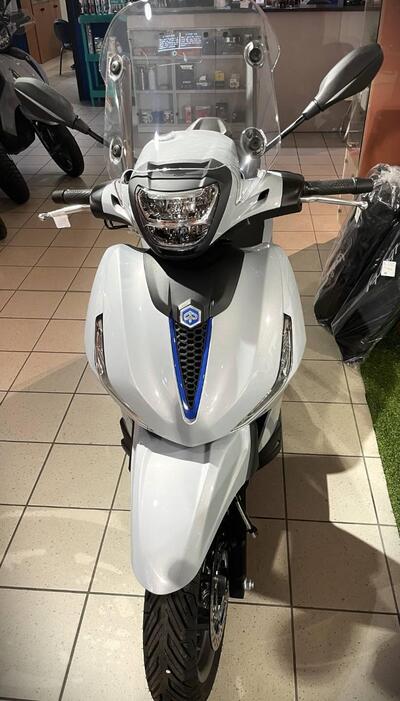 Piaggio Beverly 400 S (2025) nuova