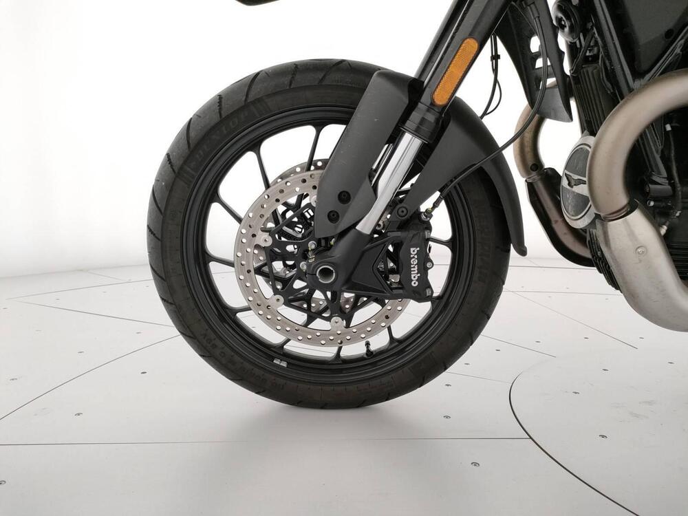 Moto Guzzi V85 Strada (2024 - 26) (13)