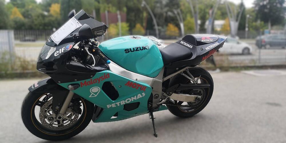 Suzuki GSX R 600 (2001 - 03) (3)