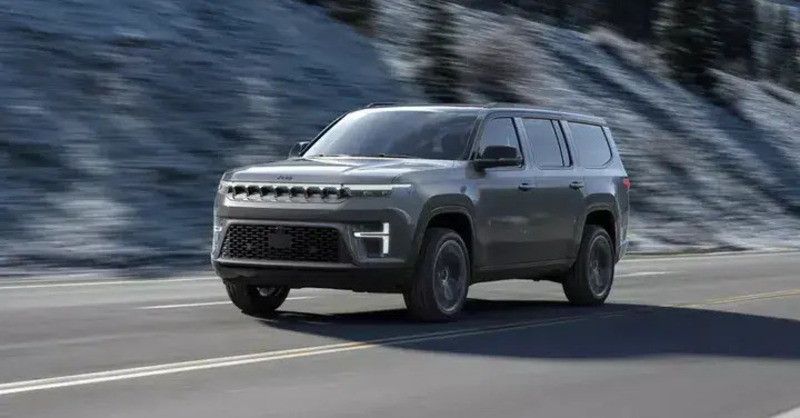 Ecco la nuova Jeep Grand Wagoneer con un&rsquo;autonomia da urlo 