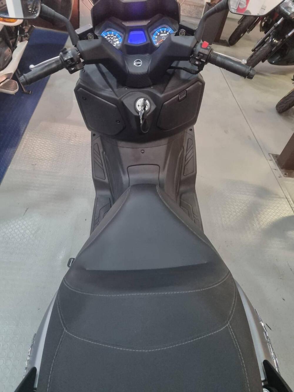 Sym Joymax 300 Z ABS (2018 - 20) (7)