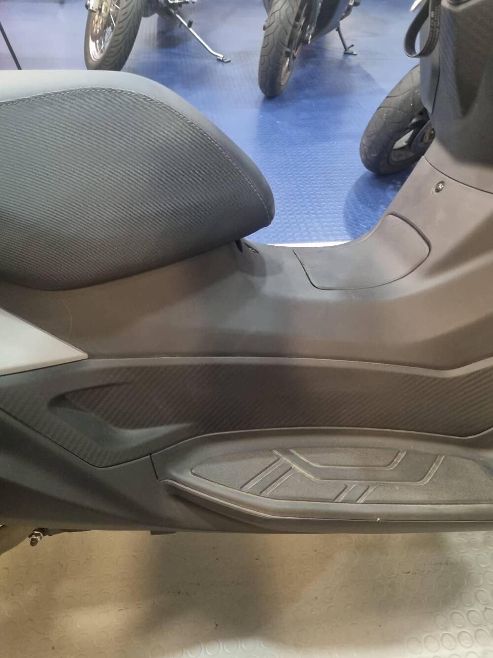 Sym Joymax 300 Z ABS (2018 - 20) (14)