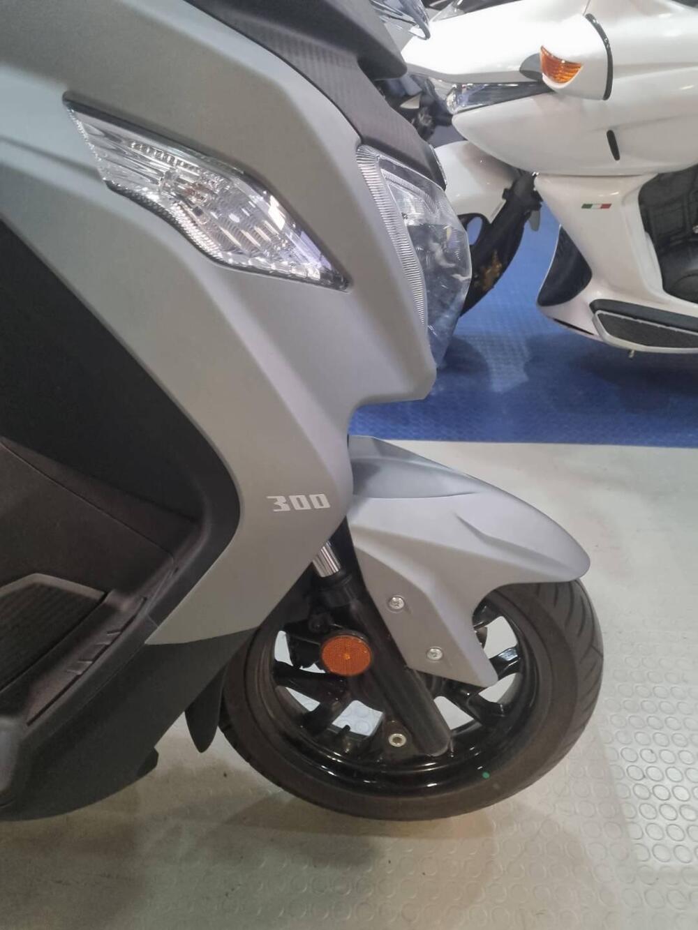 Sym Joymax 300 Z ABS (2018 - 20) (15)