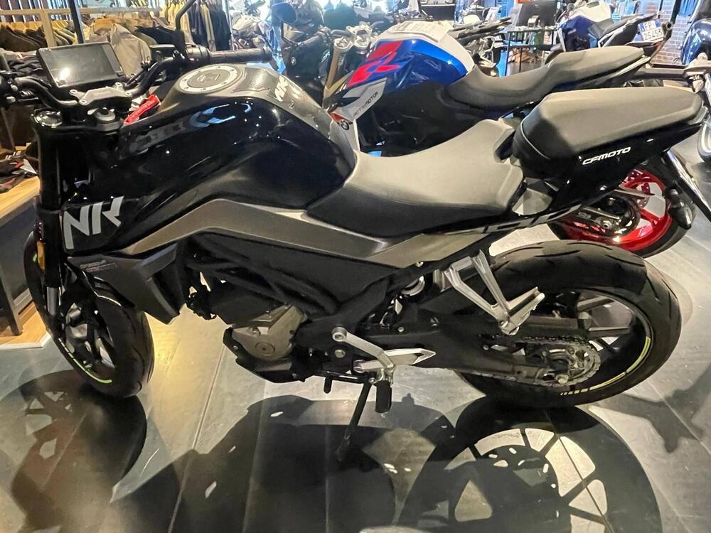 CFMOTO 300NK (2021 - 26) (5)