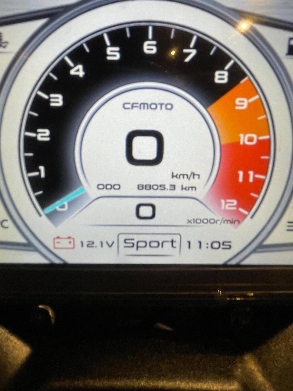 CFMOTO 300NK (2021 - 26) (10)