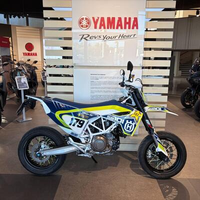 Husqvarna 701 Supermoto (2017 - 19) usata
