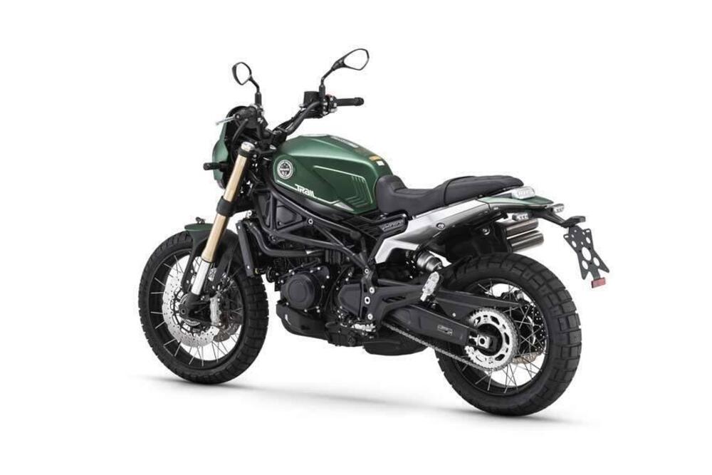 Benelli Leoncino 800 Trail (2022 - 26)