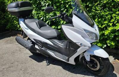 Suzuki Burgman AN 400 (2017 - 20) usata