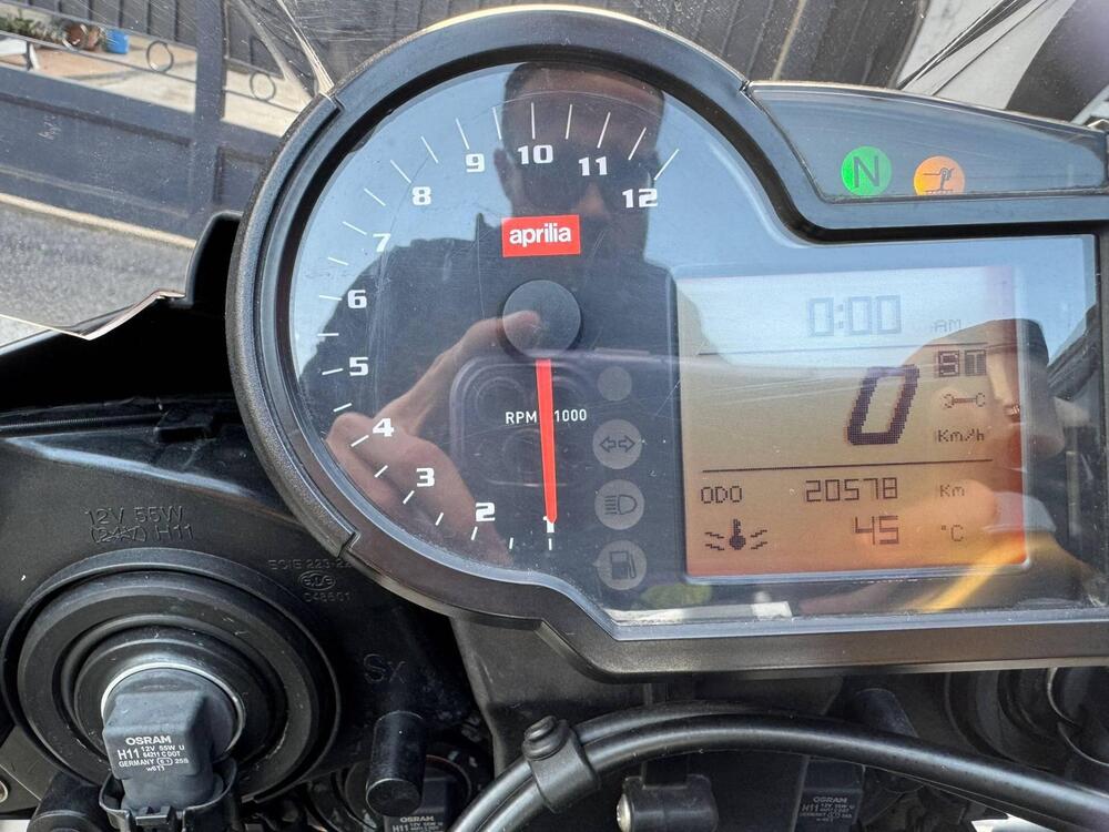 Aprilia Tuono 1000 R (2006 - 10) (15)