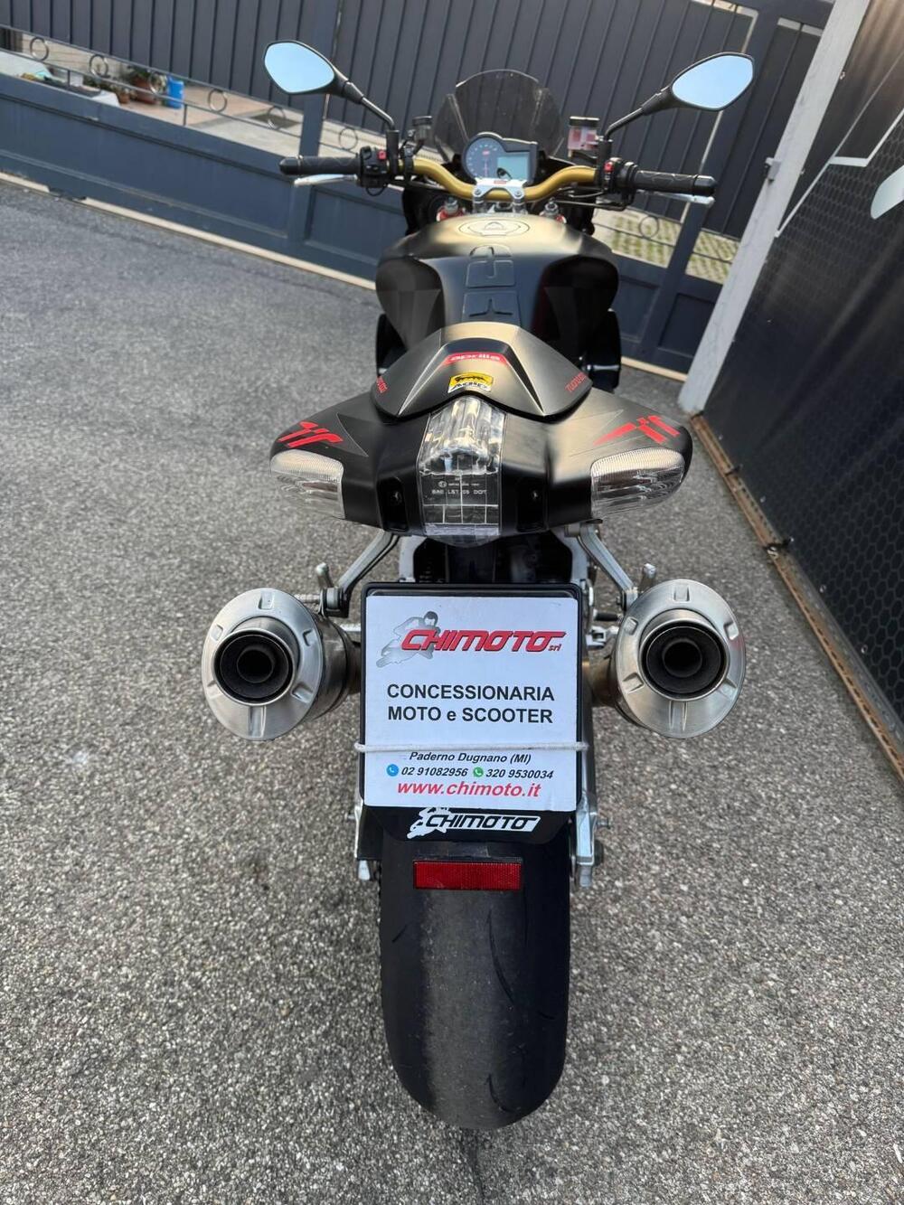 Aprilia Tuono 1000 R (2006 - 10) (6)