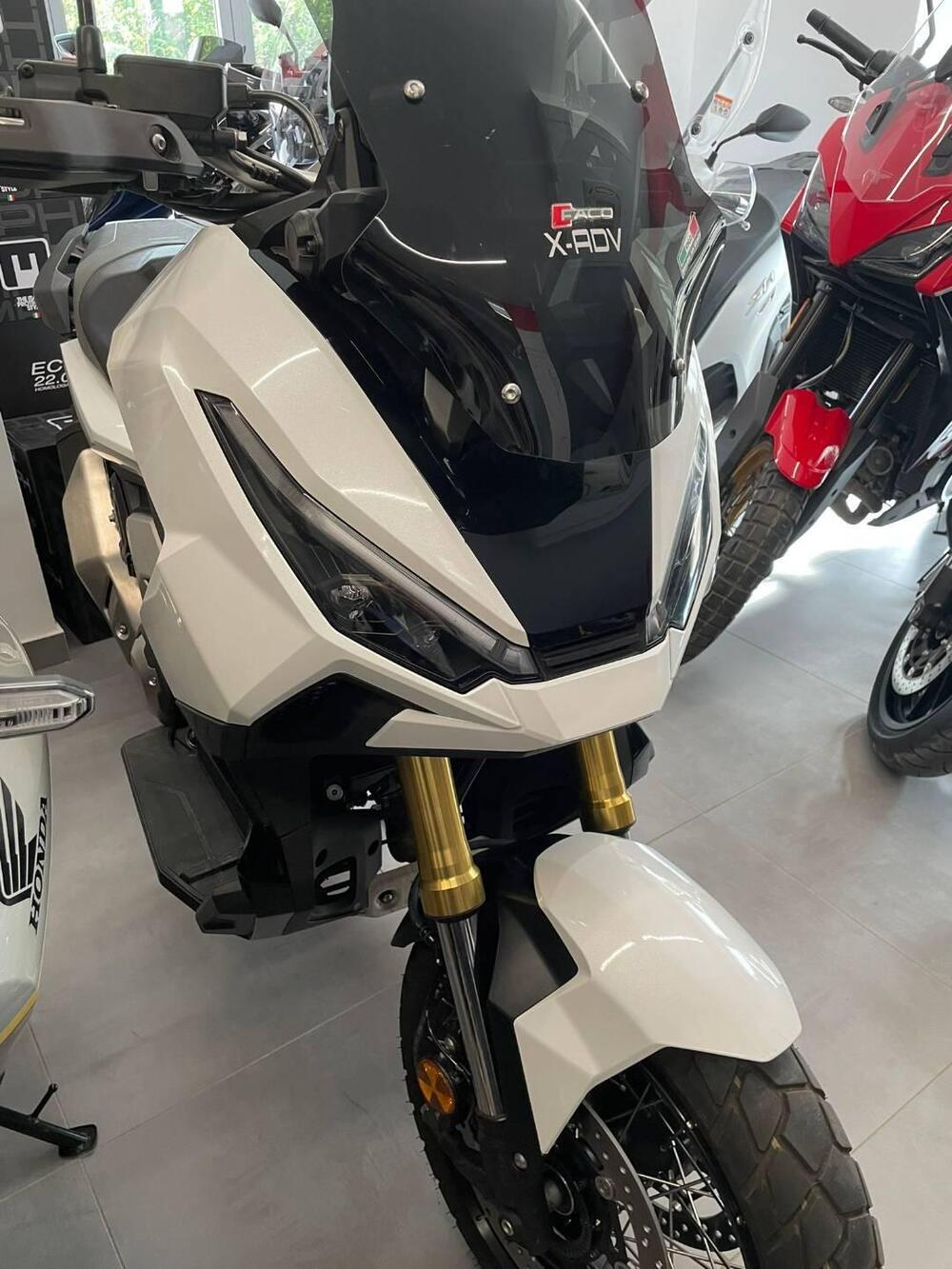 Honda X-ADV 750 (2025 - 26) (2)