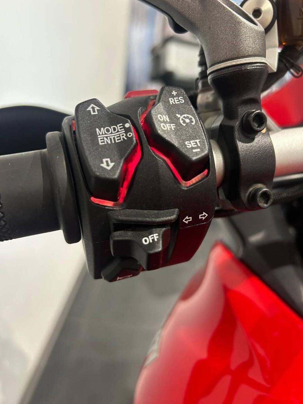 Ducati Multistrada V4 (2021 - 24) (17)