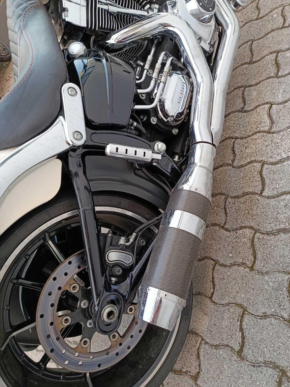 Harley-Davidson 1690 Breakout (2013 - 17) - FXSB (4)