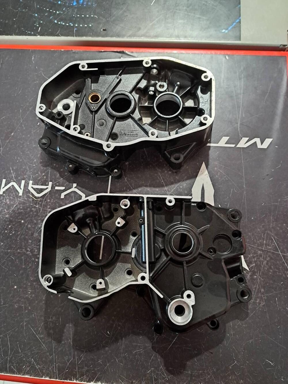 Coppia carter motore Minarelli Rv4 MotorParts