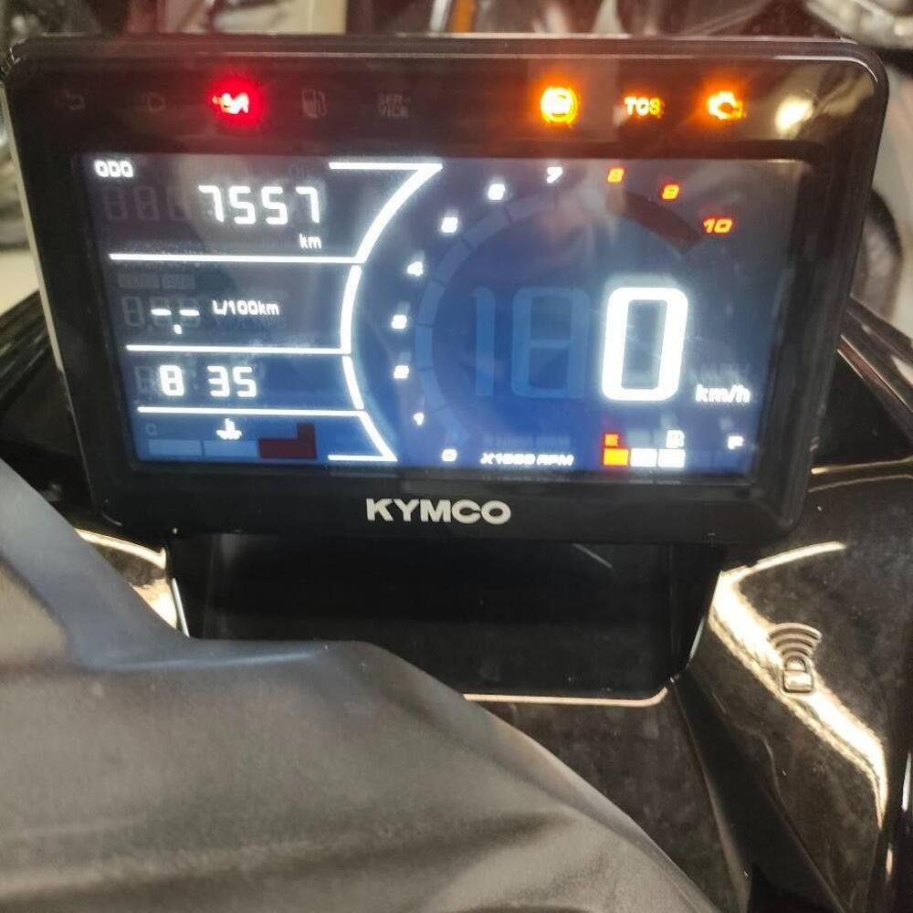 Kymco Downtown 350i TCS (2021 - 25) (4)