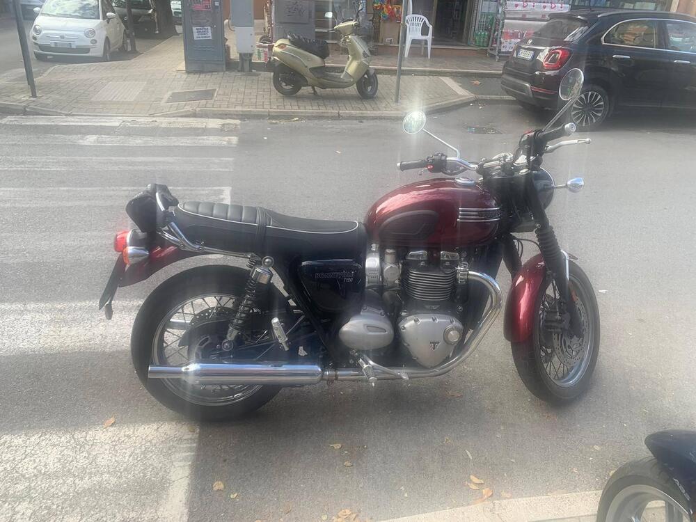 Triumph Bonneville T120 (2016 - 20) (2)