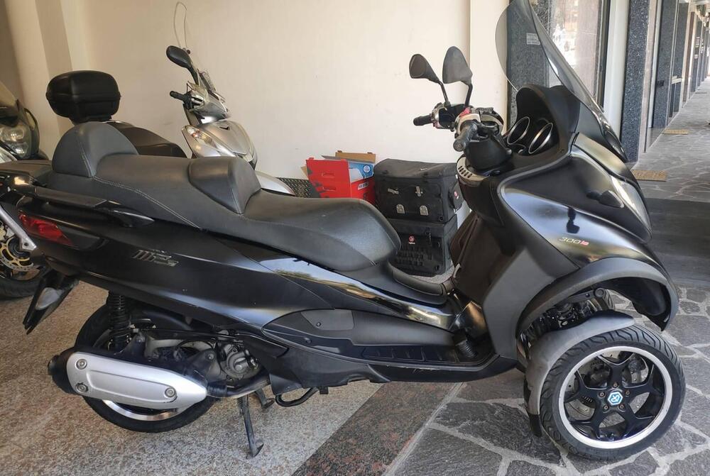 Piaggio Mp3 300 ie Sport LT ABS (2014 - 16) (3)