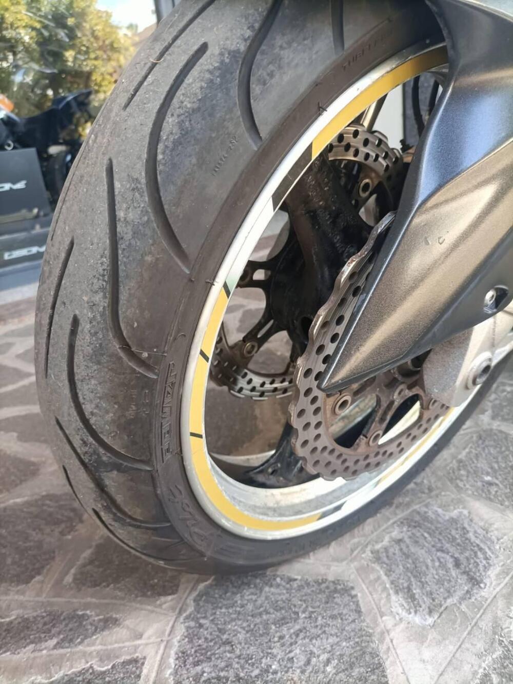 Kawasaki Z 1000 (2007 - 09) (4)