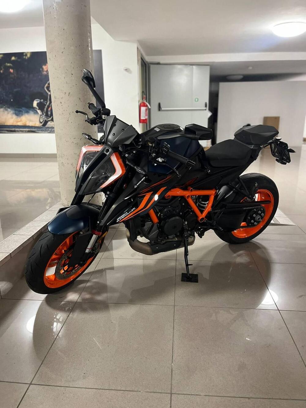 KTM 1290 Super Duke R (2022 - 23)