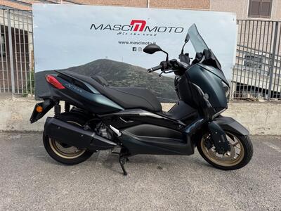 Yamaha X-Max 300 Tech Max (2021 - 24) usata