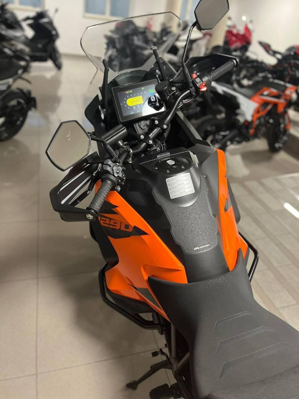 KTM 1290 Super Adventure S (2021) (5)