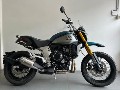CFMOTO 700CL-X Adventure (2023 - 25) usata