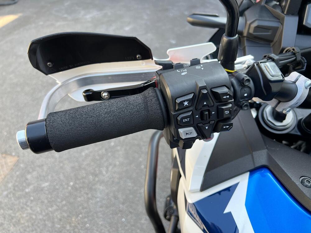 Honda Africa Twin CRF 1100L (2022 - 23) (12)