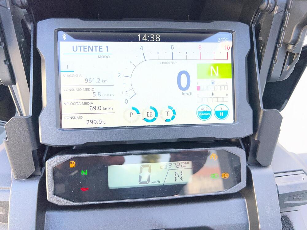 Honda Africa Twin CRF 1100L (2022 - 23) (6)