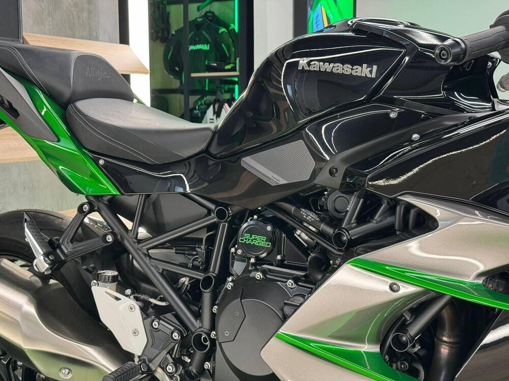 Kawasaki Ninja H2 SX SE (2023 - 26) (5)