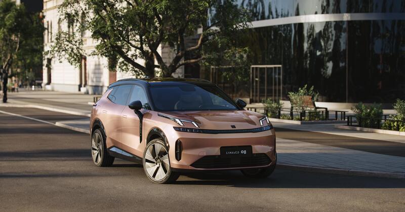 Lynk &amp; Co 08: il SUV plug-in che segna l&rsquo;evoluzione tecnologica del marchio 