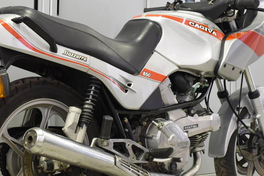 Cagiva Alazzurra 650 (6)