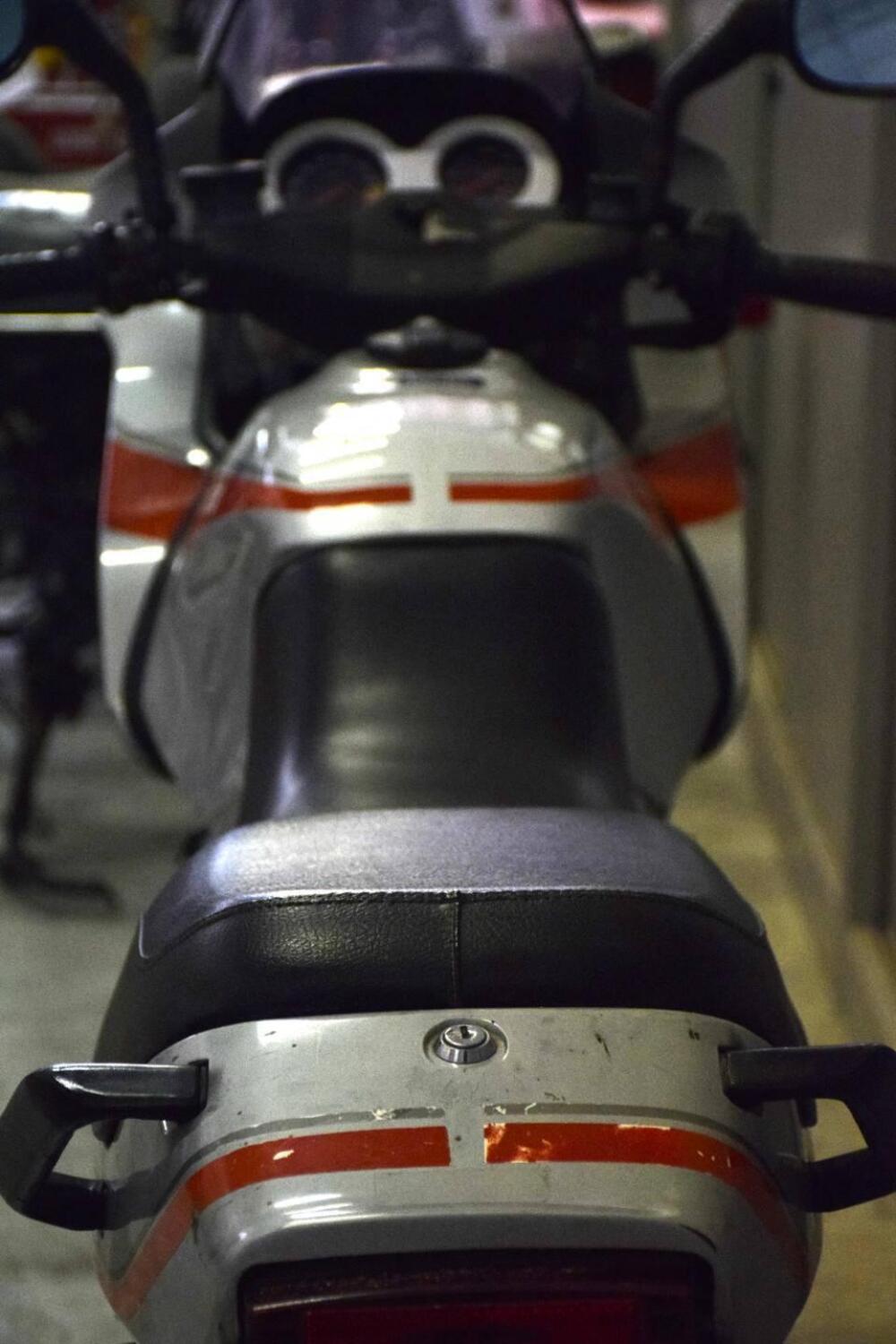 Cagiva Alazzurra 650 (8)