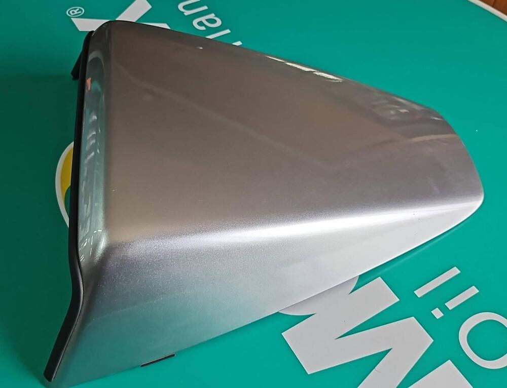 Unghia coprisella VFR 800 grigio Honda