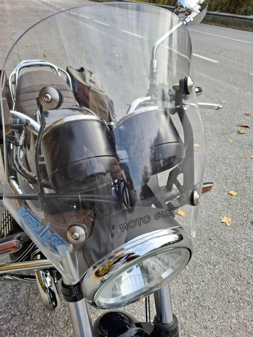 Moto Guzzi V7 Special (2021 - 24) (3)