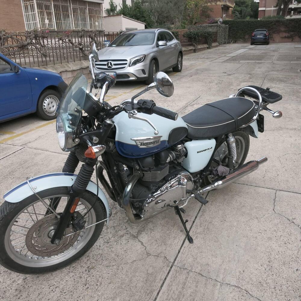 Triumph Bonneville T100 50th Anniversary (2009) (2)