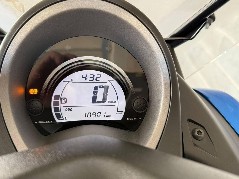 Yamaha N-Max 155 (2017 - 20) (3)