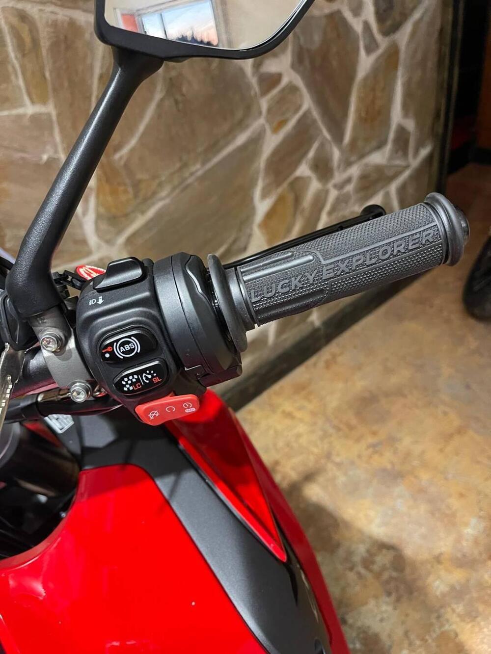 MV Agusta LXP Enduro Veloce (2024 - 25) (15)