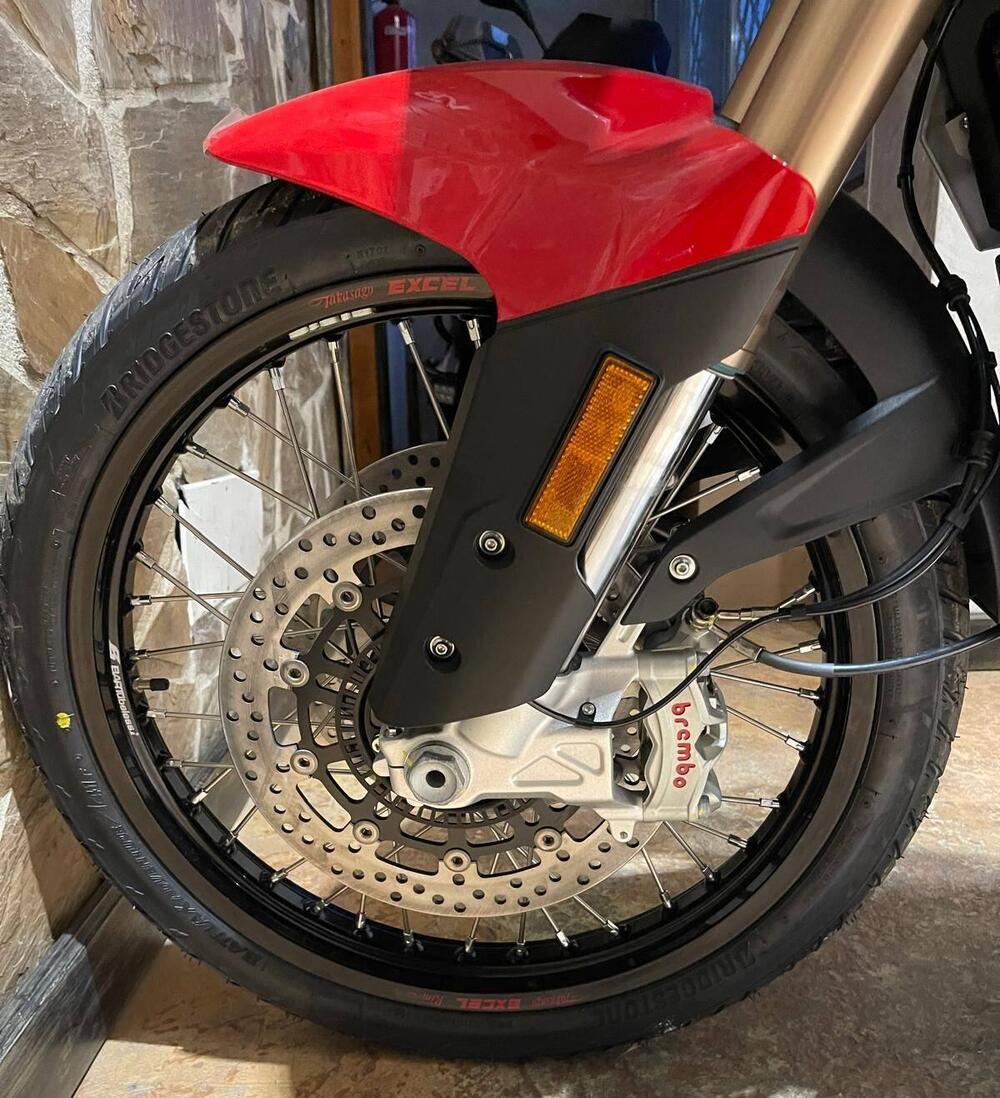 MV Agusta LXP Enduro Veloce (2024 - 25) (19)