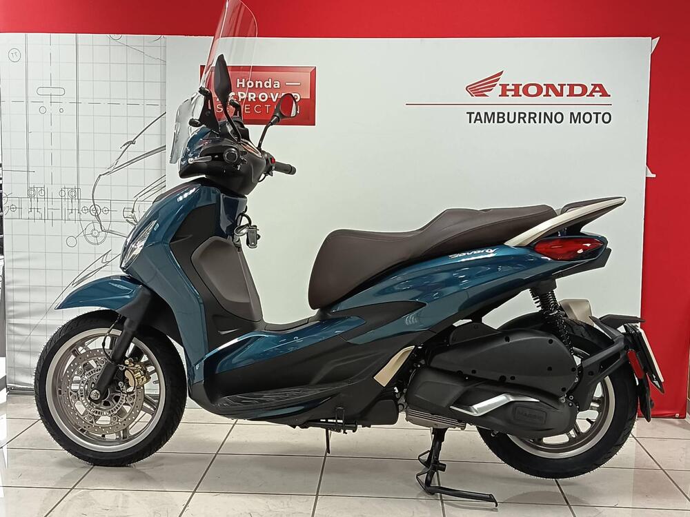 Piaggio Beverly 300 ABS-ASR (2021 - 25) (3)