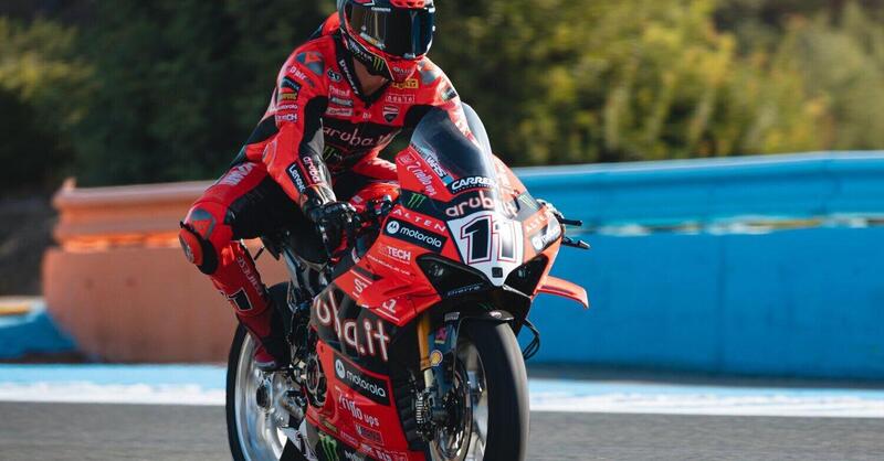 SBK 2025. GP di Spagna. Primo tempo per Bulega nelle libere di Jerez